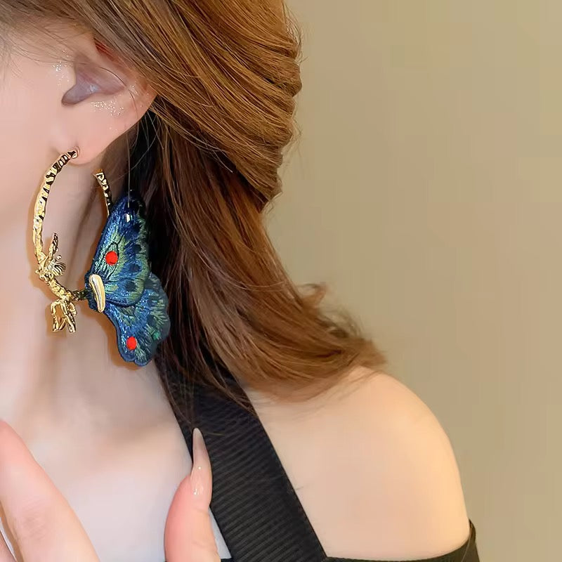 Vintage Embroidered Butterfly Hoop Earring 🦋